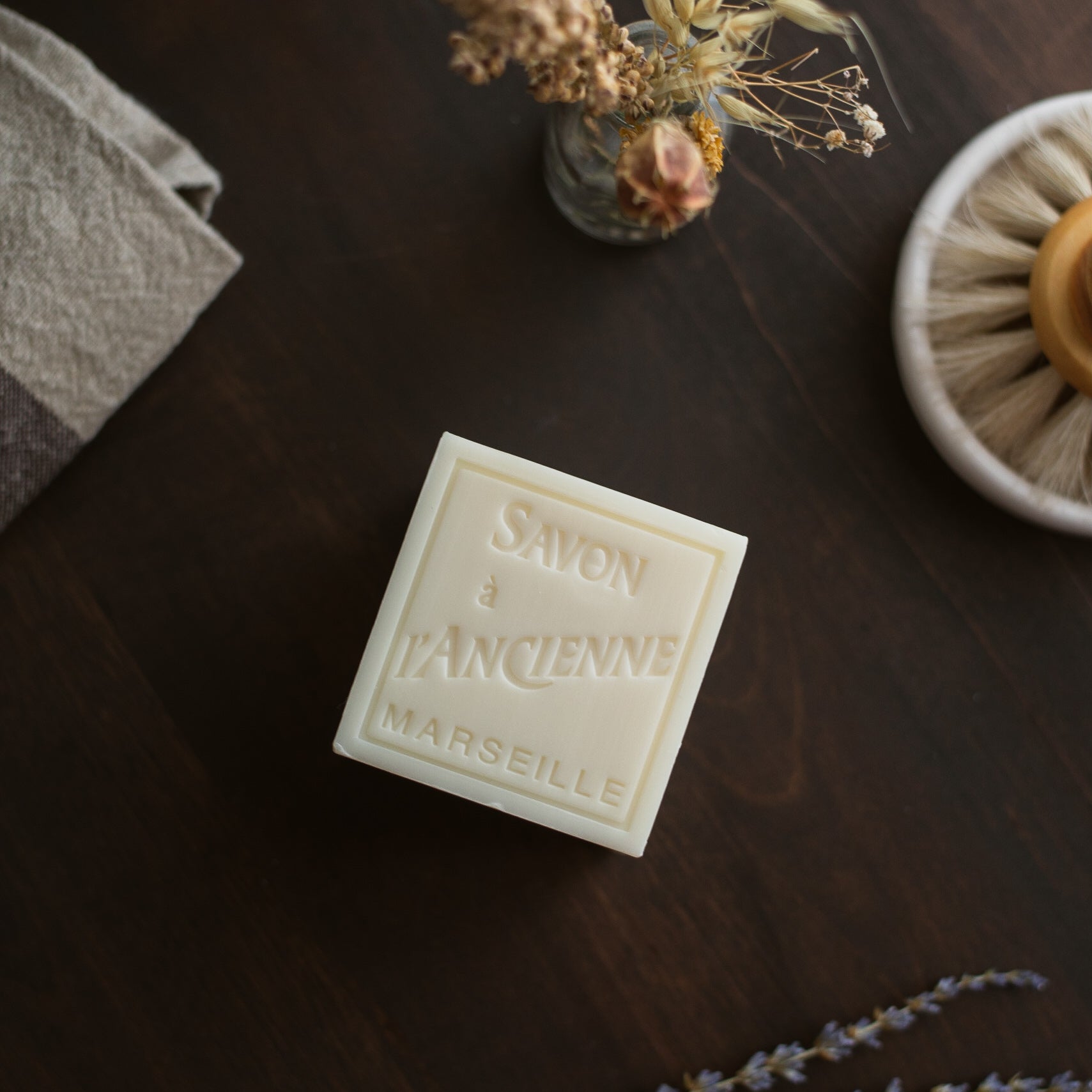 Savon De Marseille 400g soap block variation features 72% vegetable oils, zero fragrance and a buttery soft finish