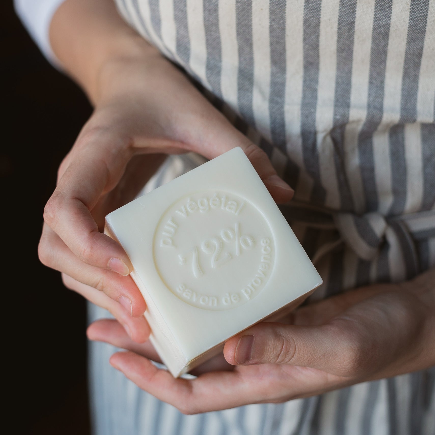 Savon De Marseille 400g soap block variation features 72% vegetable oils, zero fragrance and a buttery soft finish